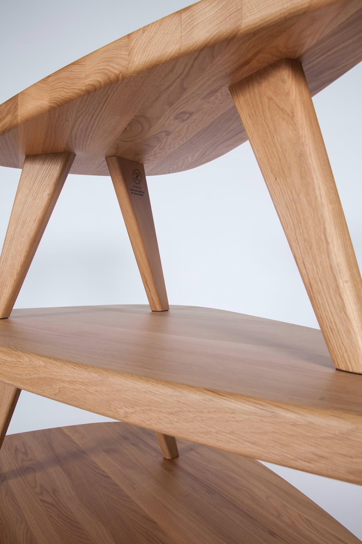 coffee-table-the-hansen-family-2