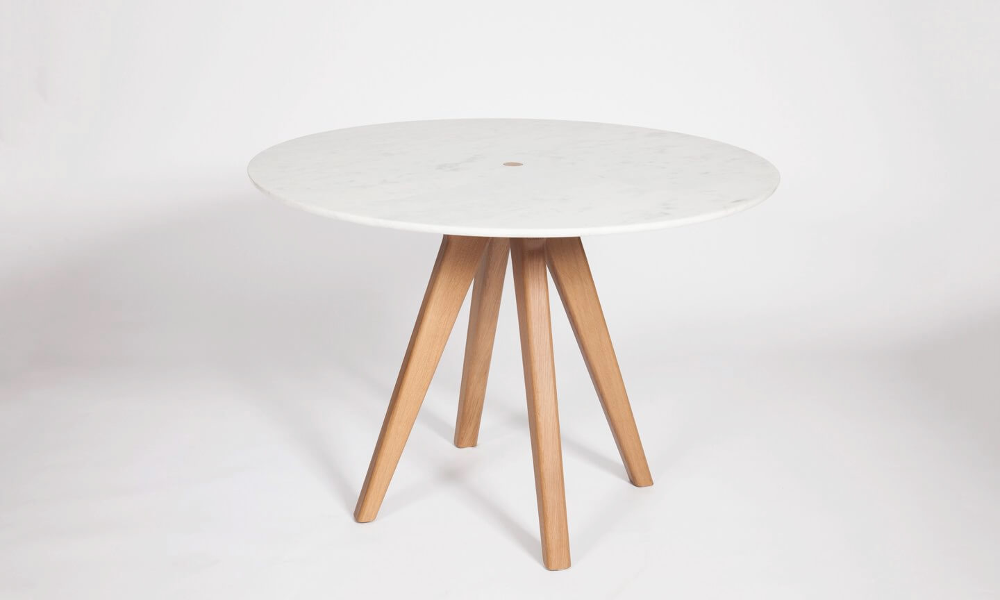 furniture-remix-arthur-table-the-hansen-family-1