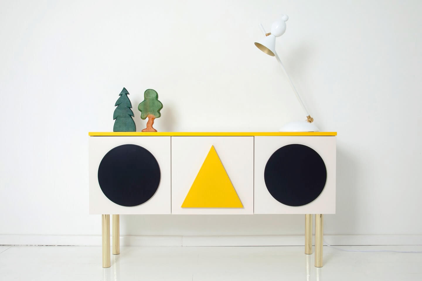 furniture-remix-back-to-bauhaus-the-hansen-family-2