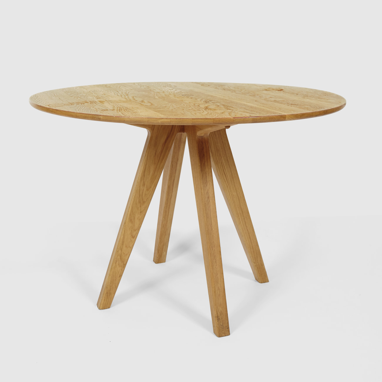 furniture-remix-arthur-table-oak-the-hansen-family-1